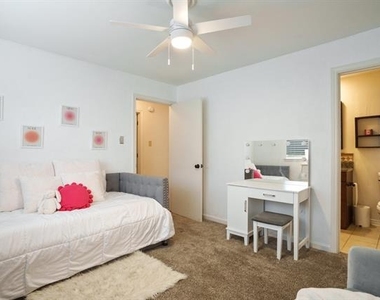 6423 Redpine Road - Photo Thumbnail 22
