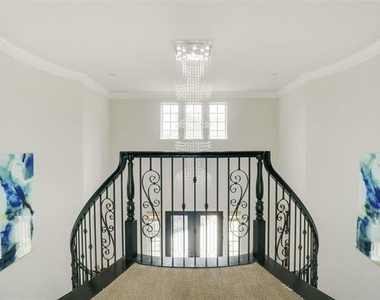 2404 Palmetto Way - Photo Thumbnail 27