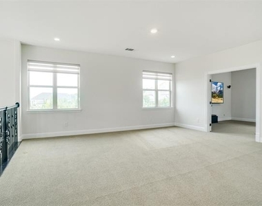 2404 Palmetto Way - Photo Thumbnail 28