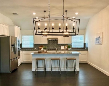 518 Overton Avenue - Photo Thumbnail 1