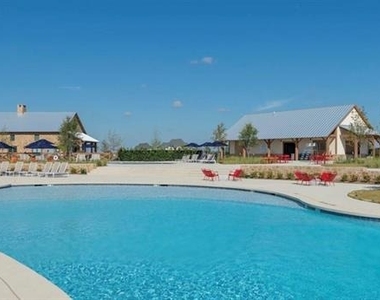 518 Overton Avenue - Photo Thumbnail 19