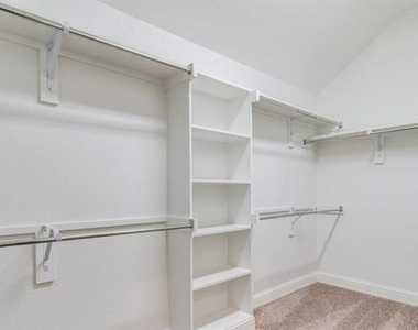 518 Overton Avenue - Photo Thumbnail 14