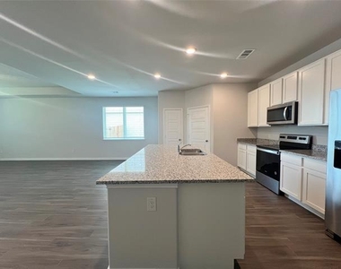 5021 Chital Drive - Photo Thumbnail 8