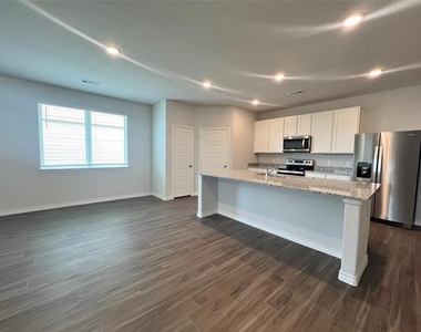 5021 Chital Drive - Photo Thumbnail 9
