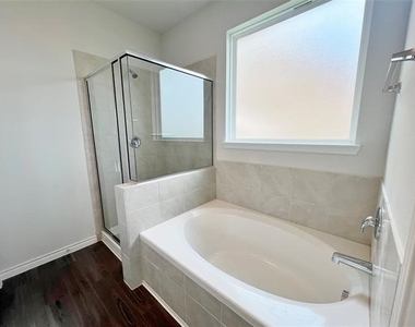 5021 Chital Drive - Photo Thumbnail 14