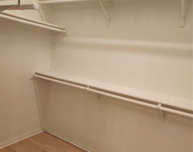 4175 Midrose Trail - Photo Thumbnail 9
