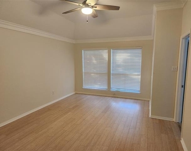 4175 Midrose Trail - Photo Thumbnail 7