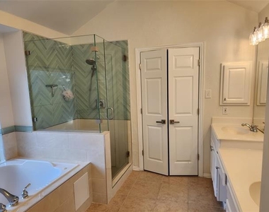4175 Midrose Trail - Photo Thumbnail 8