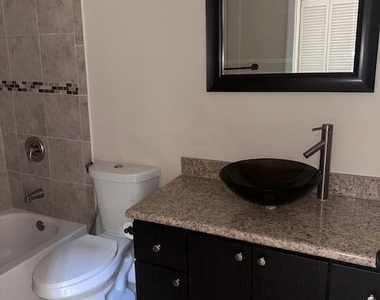 1251 Nw 123rd Avenue - Photo Thumbnail 8