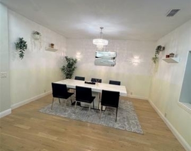 2324 Kemerton Drive - Photo Thumbnail 5