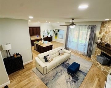 2324 Kemerton Drive - Photo Thumbnail 16