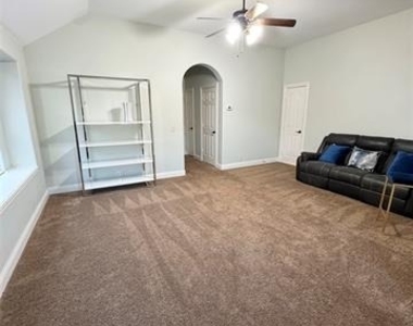 2324 Kemerton Drive - Photo Thumbnail 28
