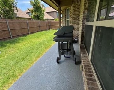 2324 Kemerton Drive - Photo Thumbnail 37