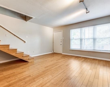 3827 Gilbert Avenue - Photo Thumbnail 1