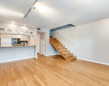 3827 Gilbert Avenue - Photo Thumbnail 2