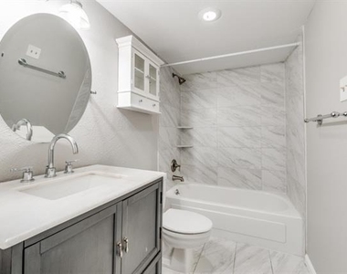 3827 Gilbert Avenue - Photo Thumbnail 9
