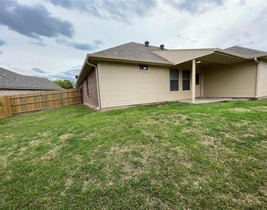 705 Rambling Court - Photo Thumbnail 15