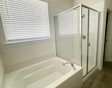 11000 Glover Lane - Photo Thumbnail 19
