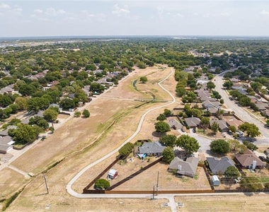 321 Gardenview Street - Photo Thumbnail 20