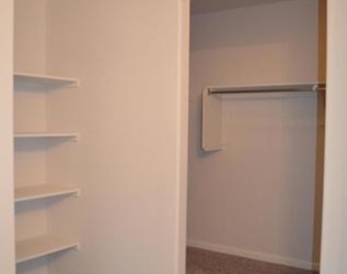 2367 N Oakmont Lane - Photo Thumbnail 15