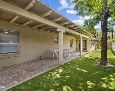 1001 S Roosevelt Street - Photo Thumbnail 4