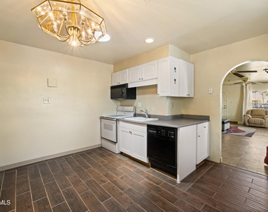 1001 S Roosevelt Street - Photo Thumbnail 10