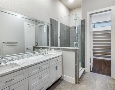 3170 Carmel Street - Photo Thumbnail 9