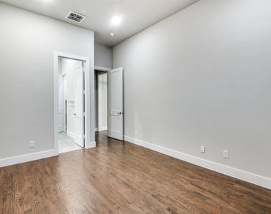 3170 Carmel Street - Photo Thumbnail 7