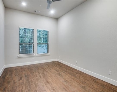 3170 Carmel Street - Photo Thumbnail 6