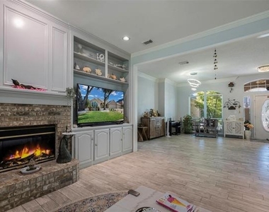3405 Lauren Way - Photo Thumbnail 1