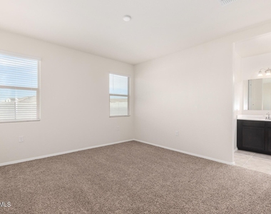3108 N 309th Drive - Photo Thumbnail 8