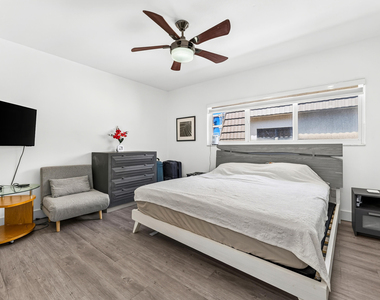 8956 Collins Avenue - Photo Thumbnail 28
