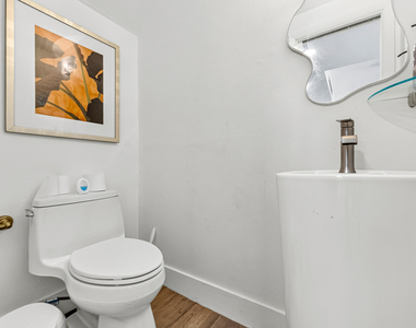 8956 Collins Avenue - Photo Thumbnail 14