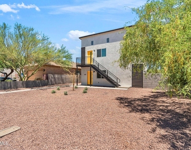 1106 E Papago Street - Photo Thumbnail 12