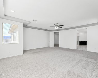 14049 W Desert Hollow Drive - Photo Thumbnail 25