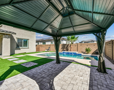 14049 W Desert Hollow Drive - Photo Thumbnail 43