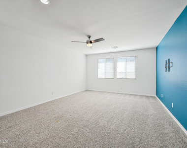 14049 W Desert Hollow Drive - Photo Thumbnail 23