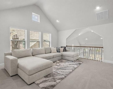 4428 Mill Pond Drive - Photo Thumbnail 23