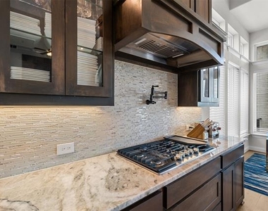 4428 Mill Pond Drive - Photo Thumbnail 6