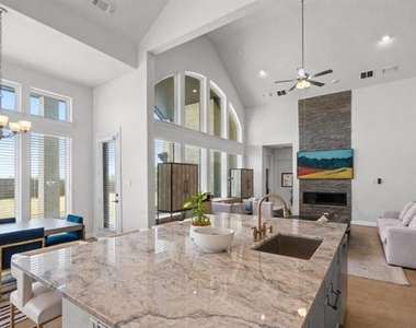4428 Mill Pond Drive - Photo Thumbnail 8