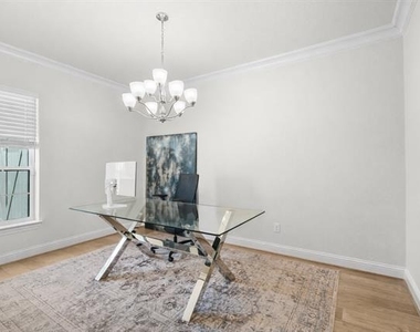 4428 Mill Pond Drive - Photo Thumbnail 4