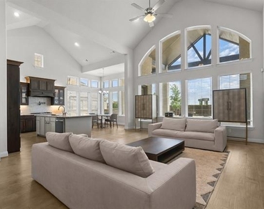 4428 Mill Pond Drive - Photo Thumbnail 12