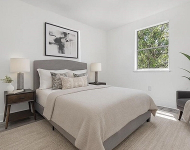 2447 Roosevelt Street - Photo Thumbnail 5