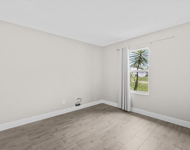 265 Sw Dalton Circle - Photo Thumbnail 15