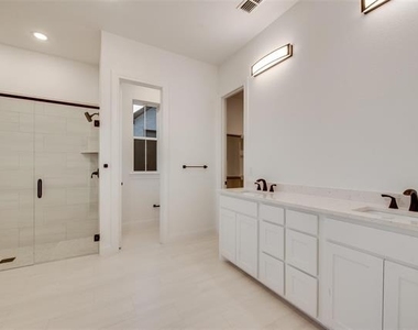 1203 Chapel Drive - Photo Thumbnail 11