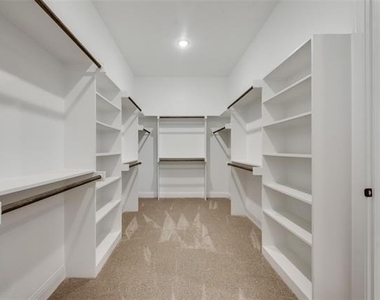 1203 Chapel Drive - Photo Thumbnail 16