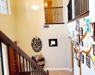 104 Rustic Oak Lane - Photo Thumbnail 33