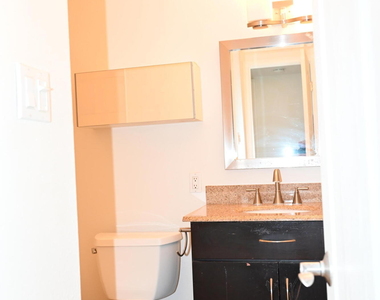 3626 N 80th Place - Photo Thumbnail 14