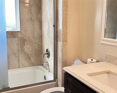 4706 Sachse Road - Photo Thumbnail 14