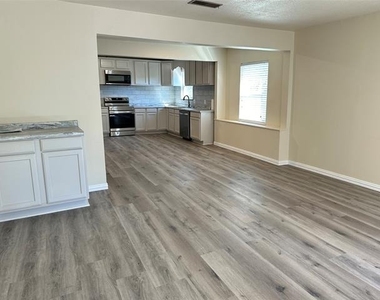 4706 Sachse Road - Photo Thumbnail 5